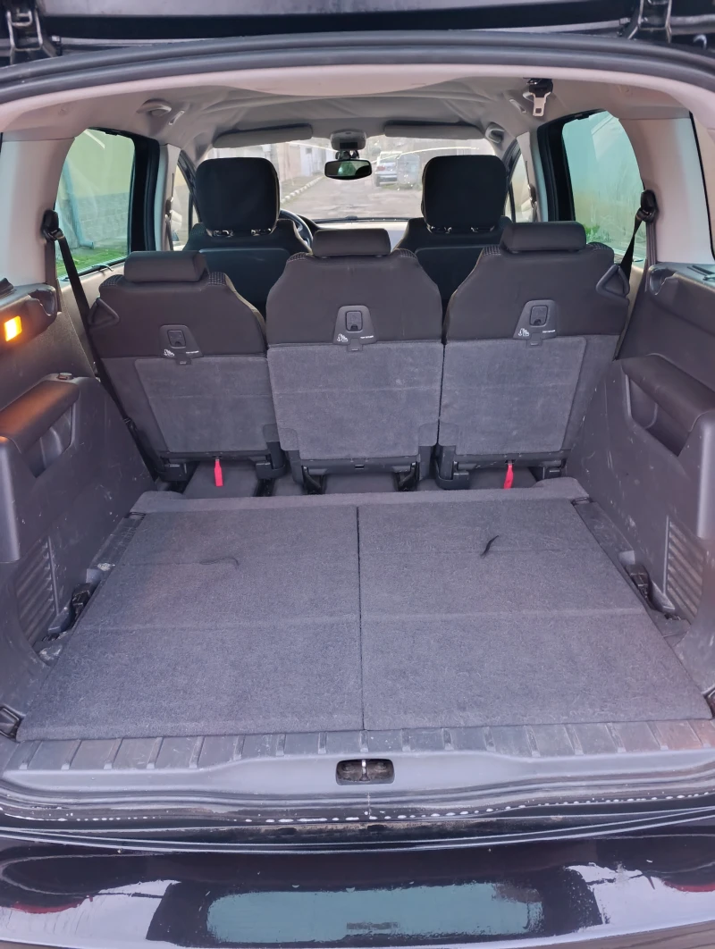 Peugeot 5008, снимка 8 - Автомобили и джипове - 53013599