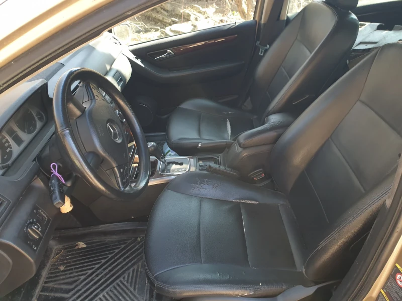 Mercedes-Benz B 180, снимка 8 - Автомобили и джипове - 53073846