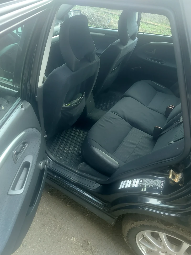 Volvo V40, снимка 3 - Автомобили и джипове - 53260196