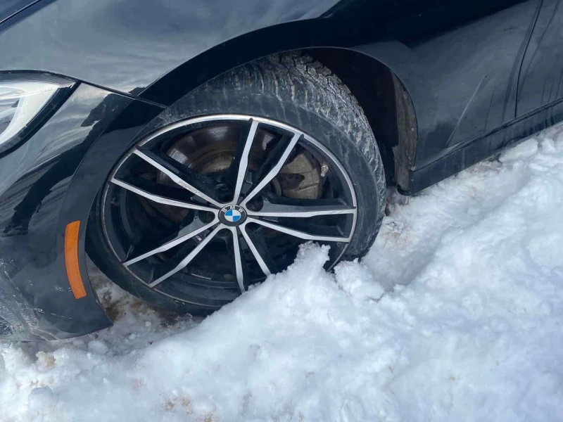 BMW 330 *  xDrive * М-пакет* ШИБИДАХ* ПОДГРЕВИ* , снимка 15 - Автомобили и джипове - 53528028