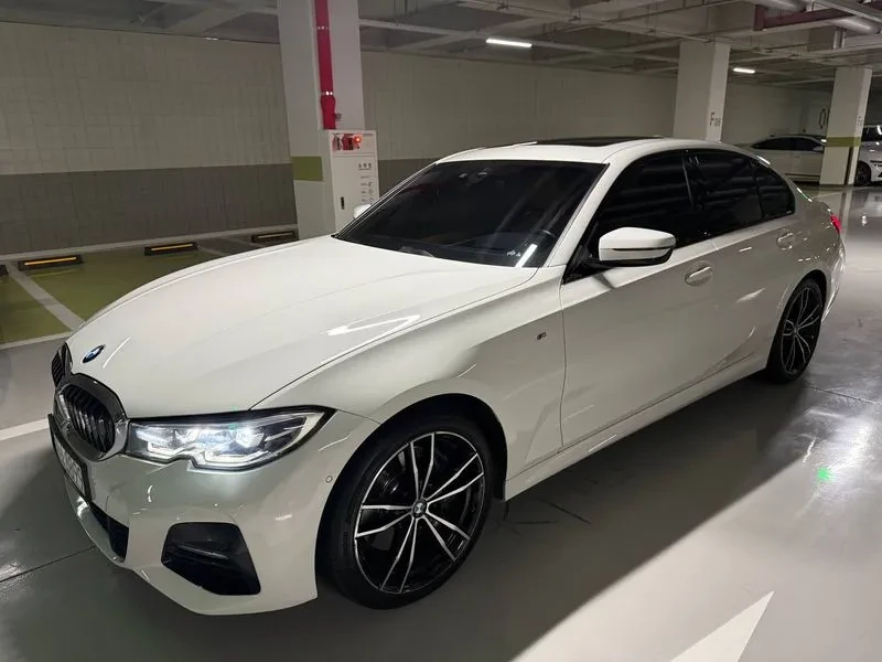 BMW 330 I xDrive M Sports