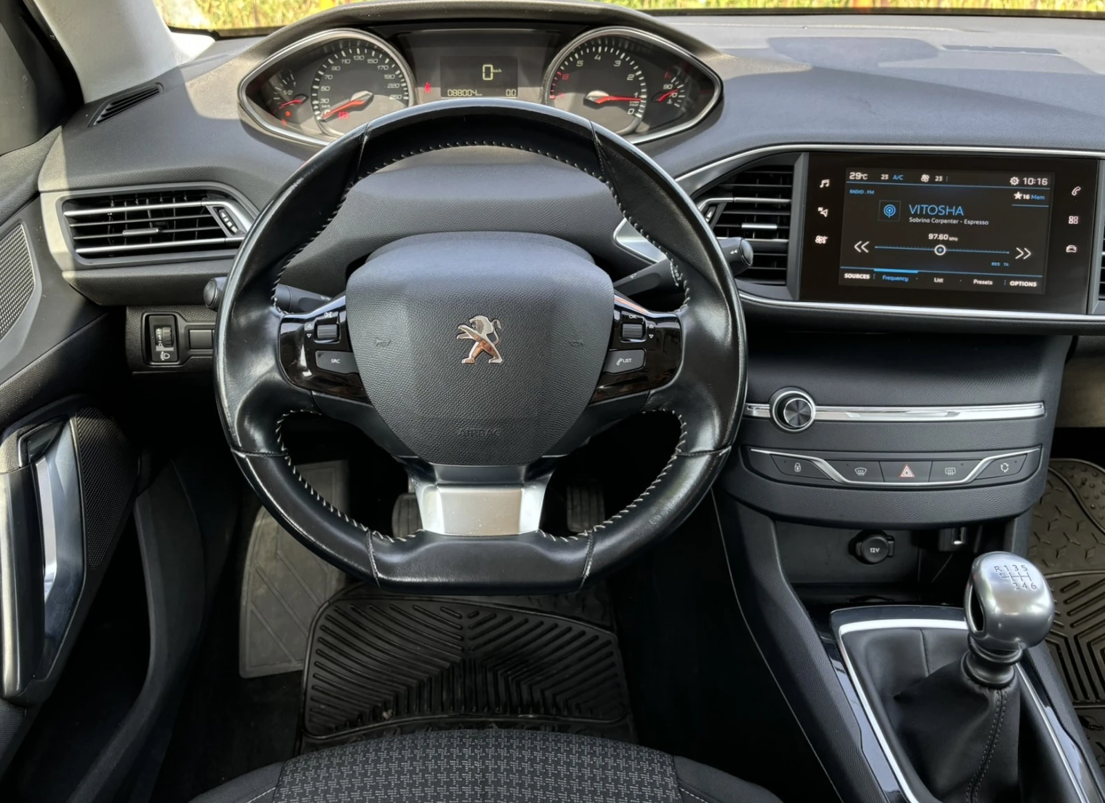 Peugeot 308 NEW ACTIVE 1.2 110 hp - изображение 9