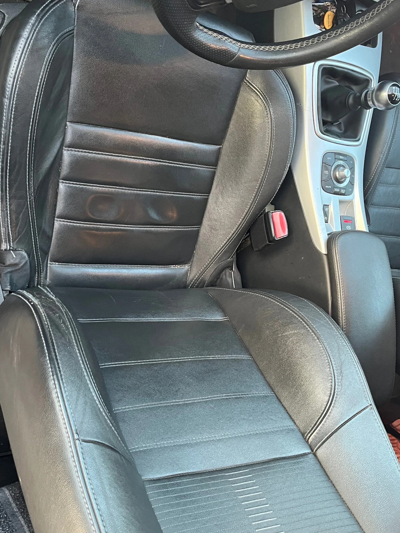 Renault Laguna Coupe GT 2.0T  - изображение 8
