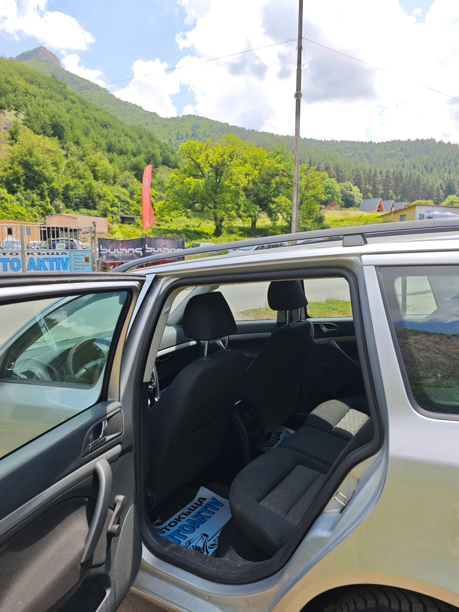 Skoda Octavia 1.6TDI 6-СКОРОСТИ - изображение 7