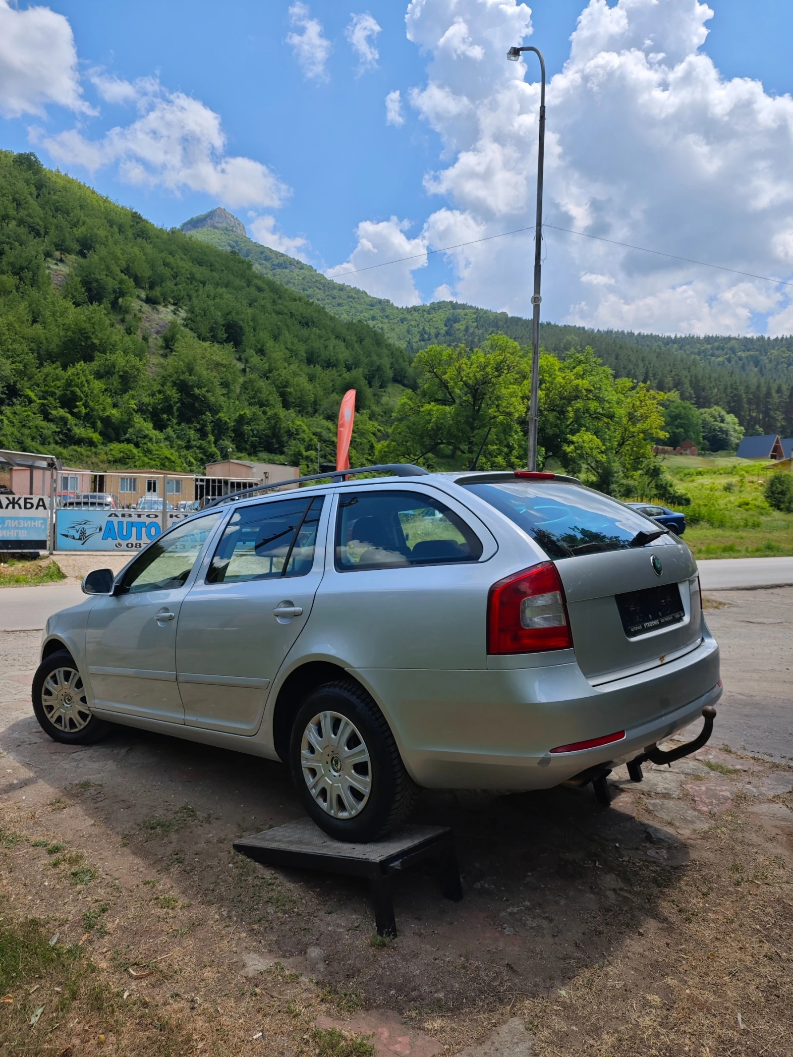 Skoda Octavia 1.6TDI 6-СКОРОСТИ - изображение 5