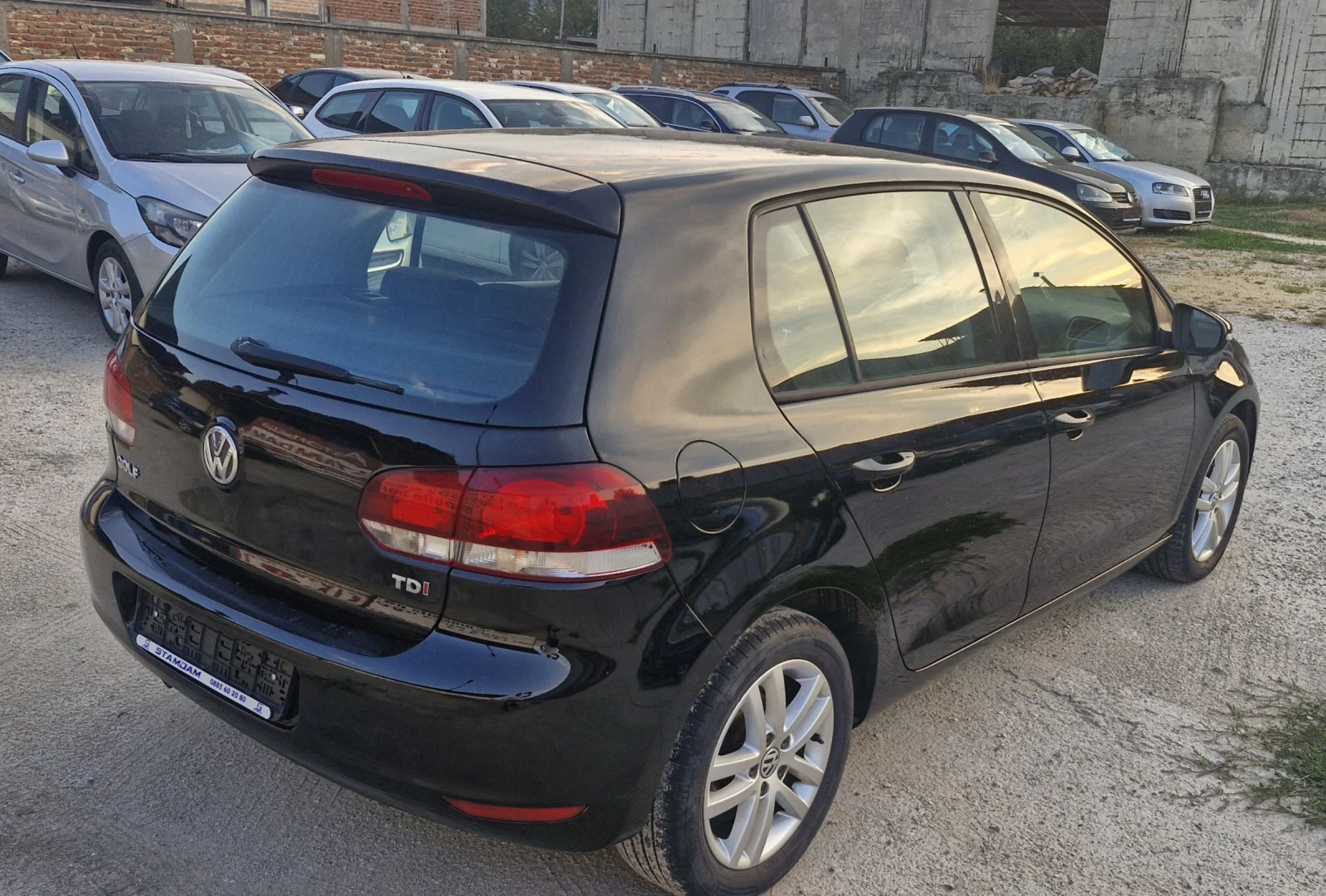 VW Golf 1.6tdi 105hp Highline 160 000km - изображение 6
