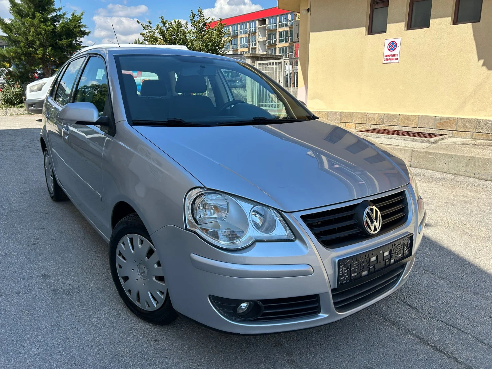 VW Polo 1.2i КЛИМАТИК - изображение 3