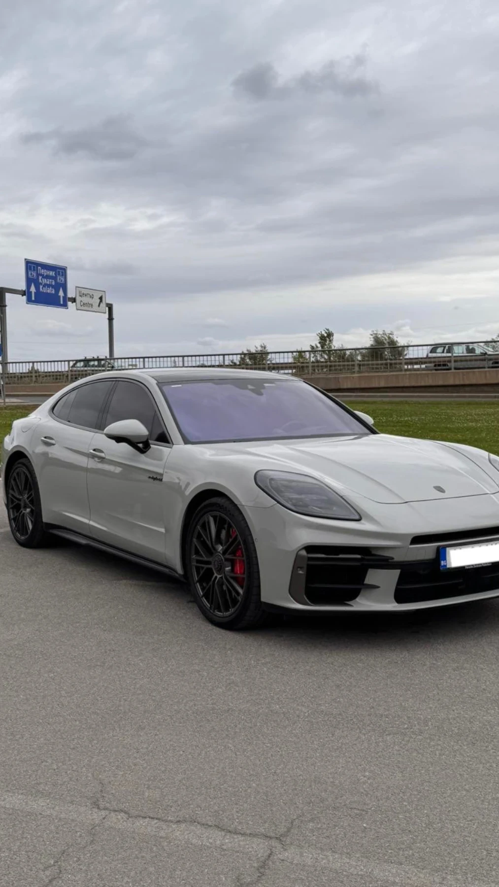 Porsche Panamera turbo E-HYBRID  - изображение 2