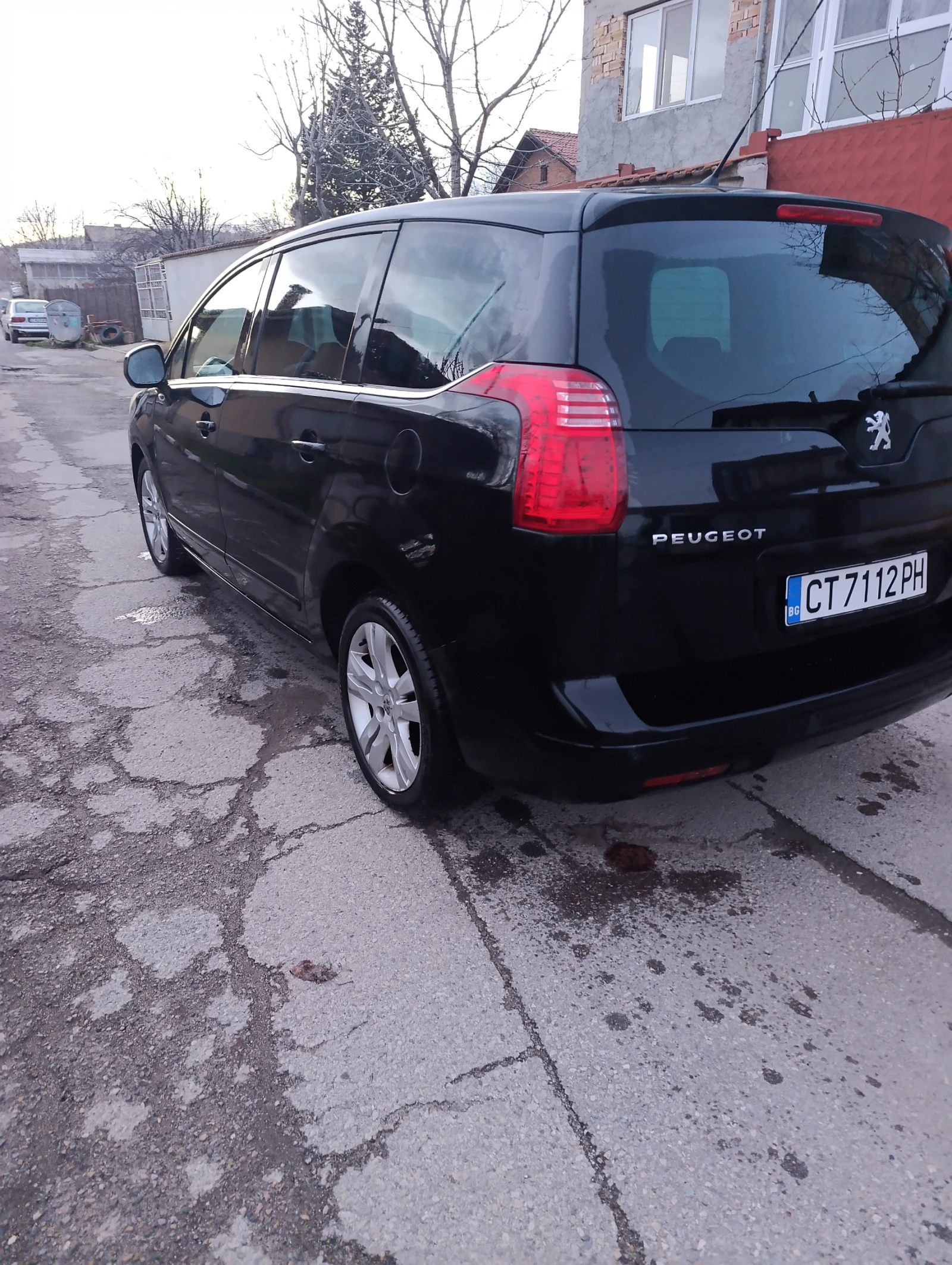 Peugeot 5008  - изображение 2