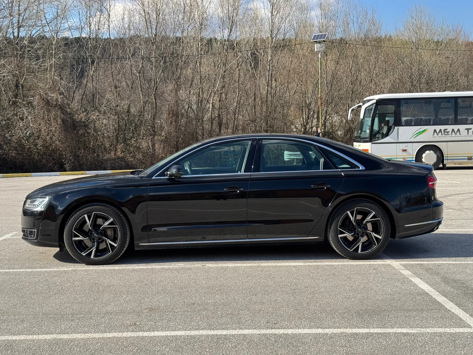 Audi A8 3.0tdi / MATRIX / ОБСЛУЖЕНА / CARPLAY, снимка 3 - Автомобили и джипове - 54011196