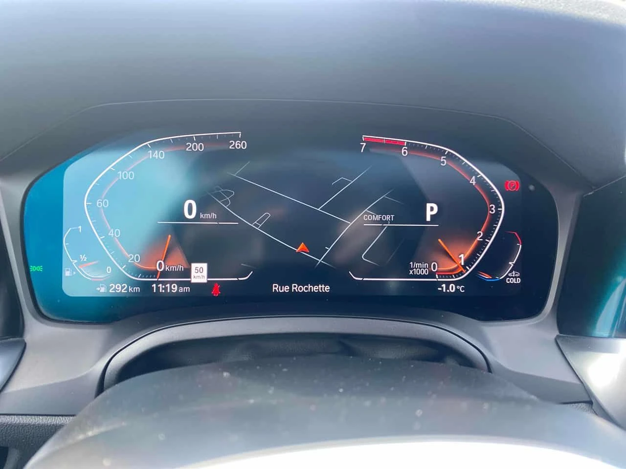 BMW 330 *  xDrive * М-пакет* ШИБИДАХ* ПОДГРЕВИ*  - изображение 8