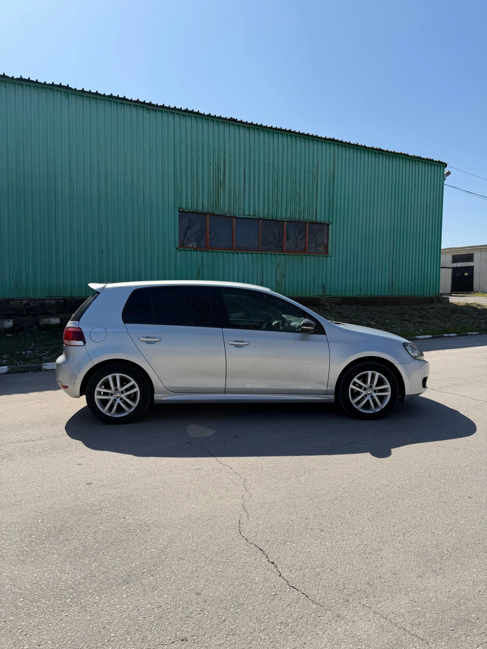 VW Golf 1.6TDI Clima, снимка 6 - Автомобили и джипове - 53836538