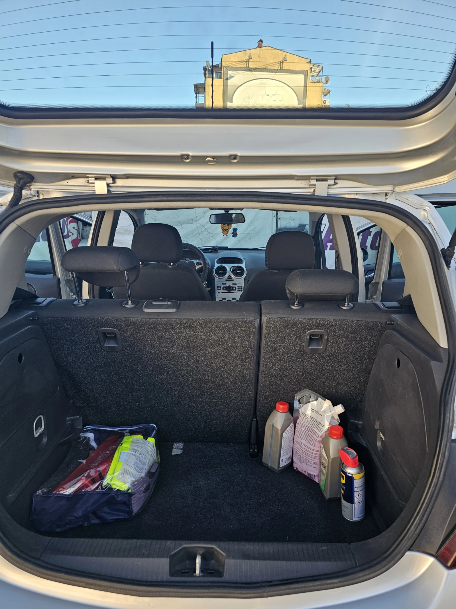 Opel Corsa, снимка 11 - Автомобили и джипове - 54090632