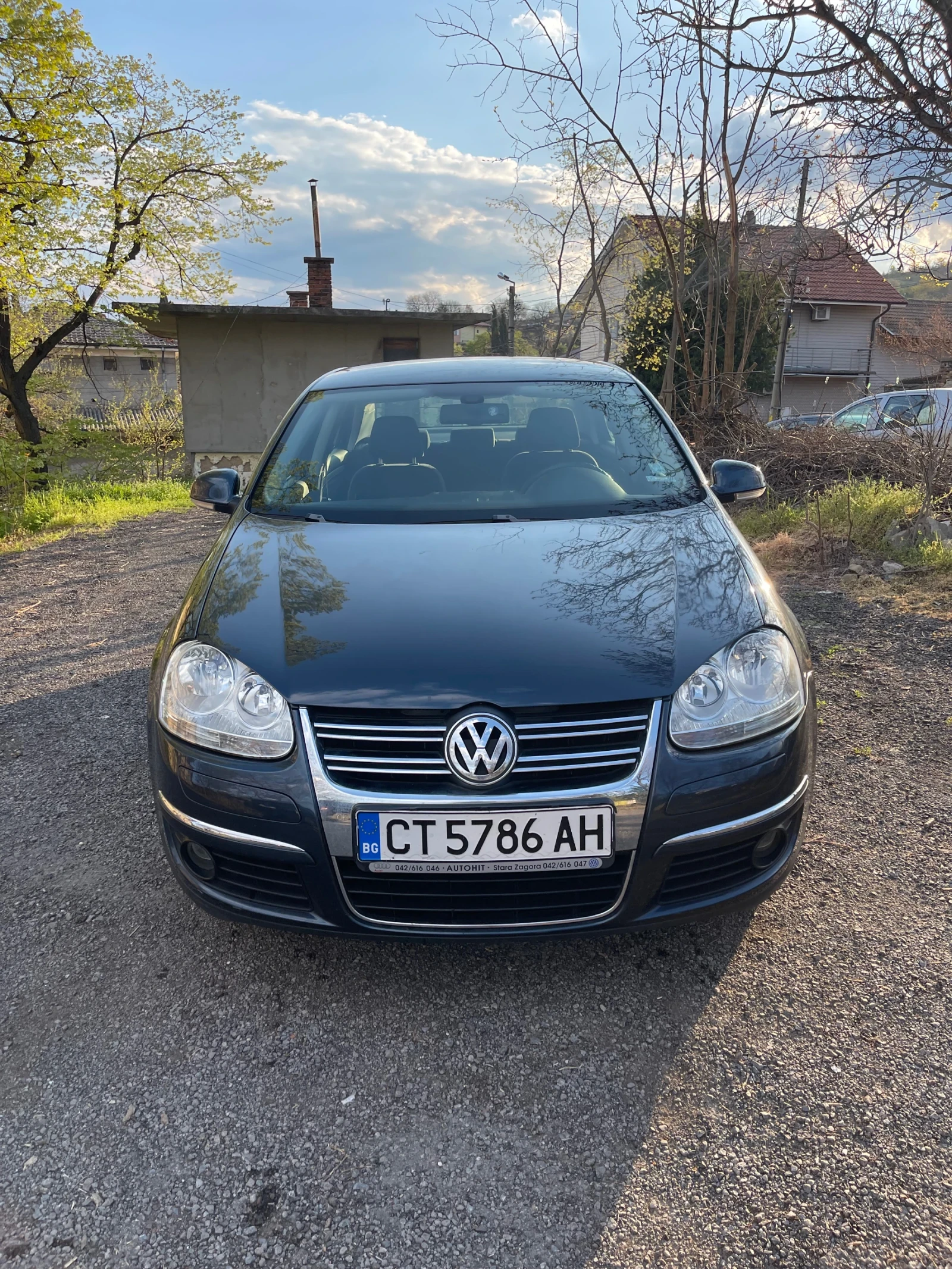 VW Jetta 1.9 TDI, снимка 9 - Автомобили и джипове - 54258696