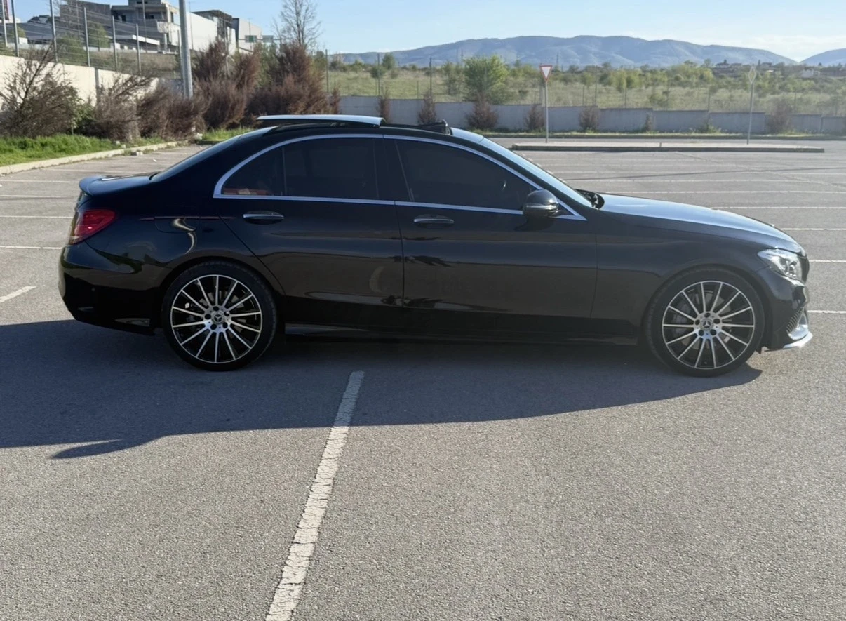 Mercedes-Benz C 300 AMG Line Designo, снимка 10 - Автомобили и джипове - 54315450