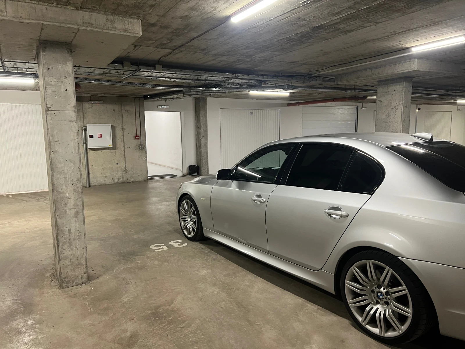 BMW 535, снимка 2 - Автомобили и джипове - 54508991