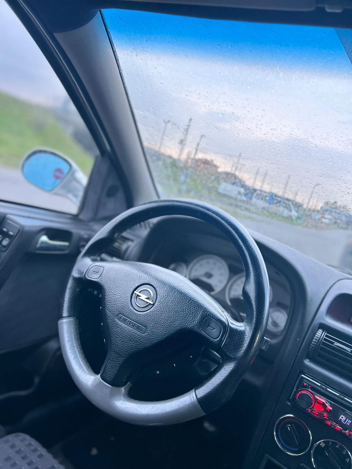 Opel Astra, снимка 9 - Автомобили и джипове - 54785394