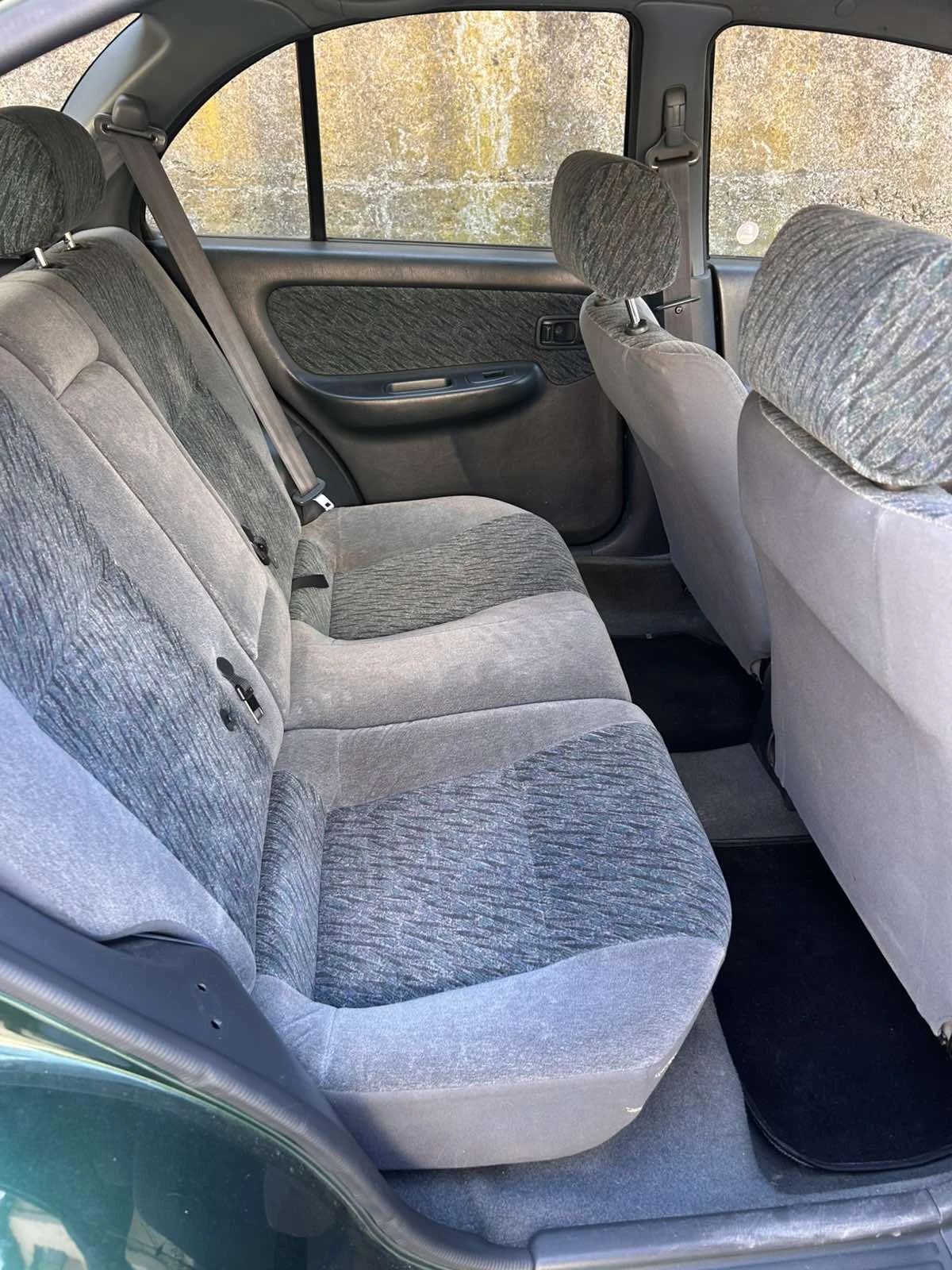 Nissan Almera 1.6, снимка 6 - Автомобили и джипове - 54844843