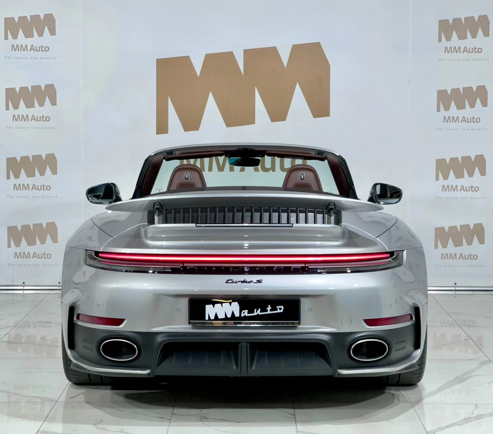 Porsche 911 Turbo S 992.2 Cabrio* Carbon* Burmester* Lift* Chr, снимка 5 - Автомобили и джипове - 55197610