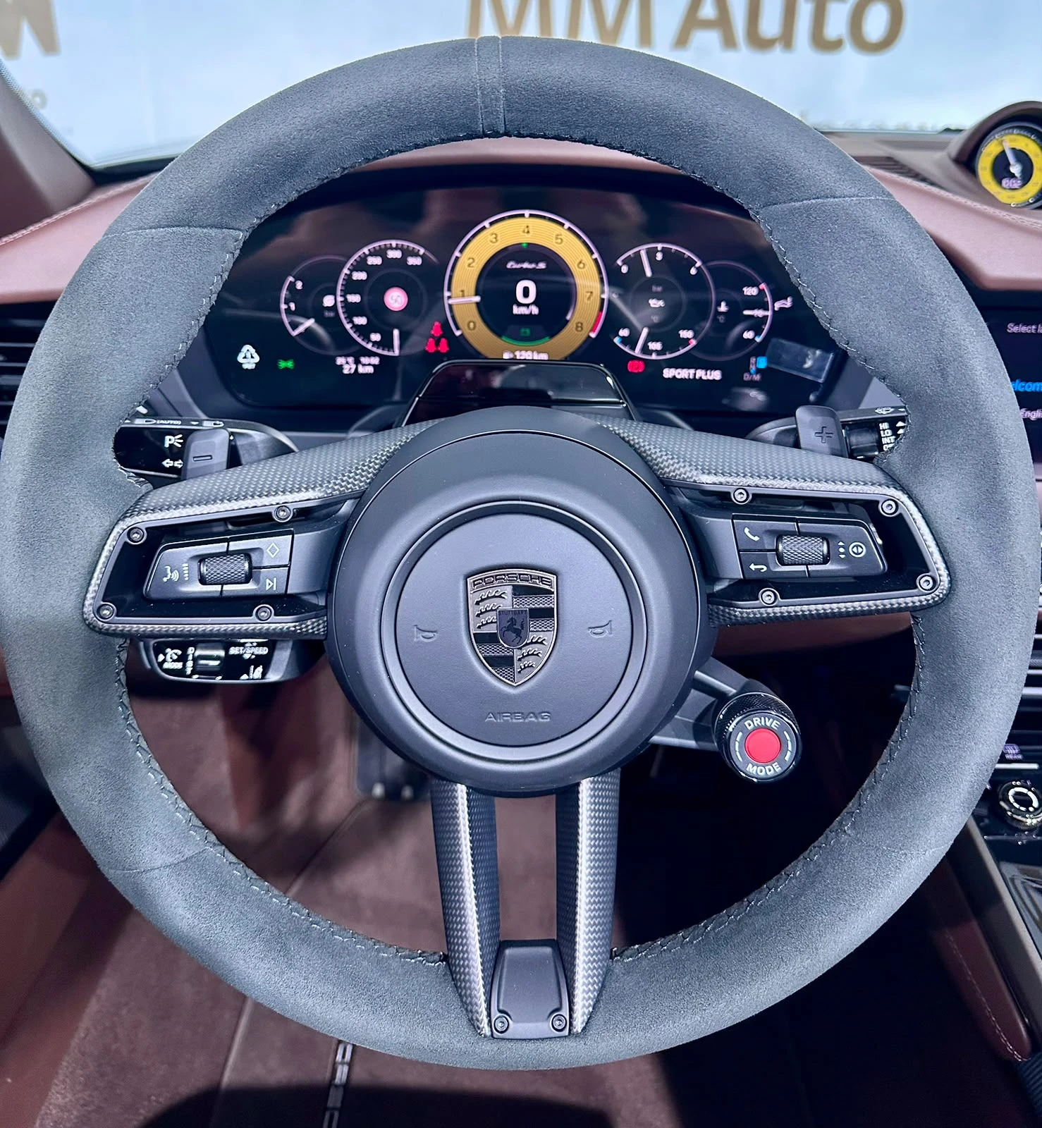 Porsche 911 Turbo S 992.2 Cabrio* Carbon* Burmester* Lift* Chr, снимка 12 - Автомобили и джипове - 55197610
