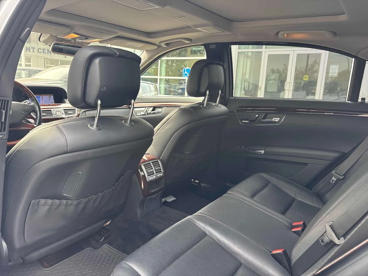 Mercedes-Benz S 550  CARFAX / ОБДУХВАНЕ / МАСАЖИ , снимка 10 - Автомобили и джипове - 55782367
