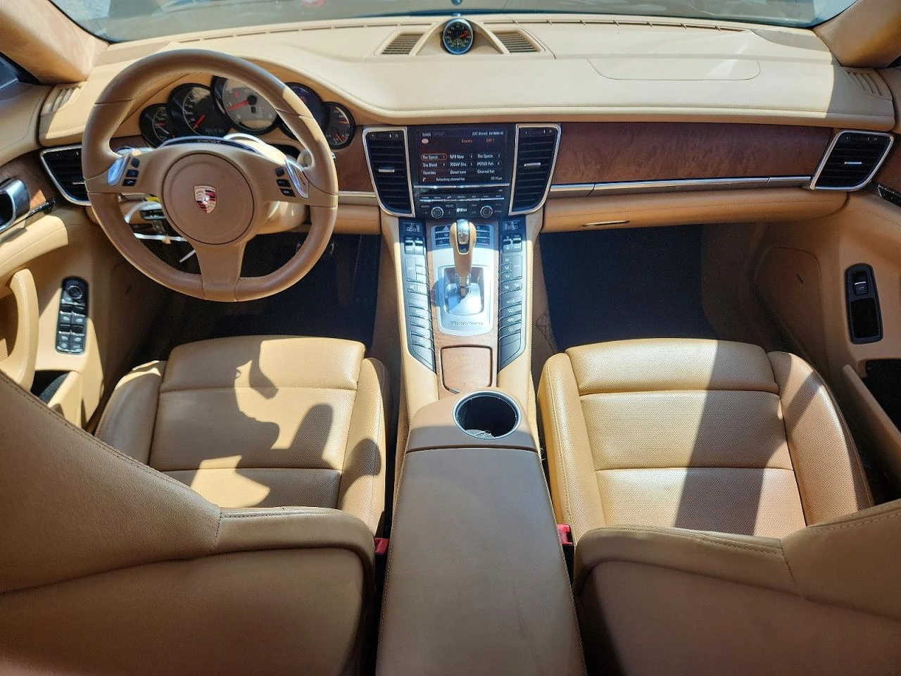 Porsche Panamera GTS, снимка 8 - Автомобили и джипове - 55941951