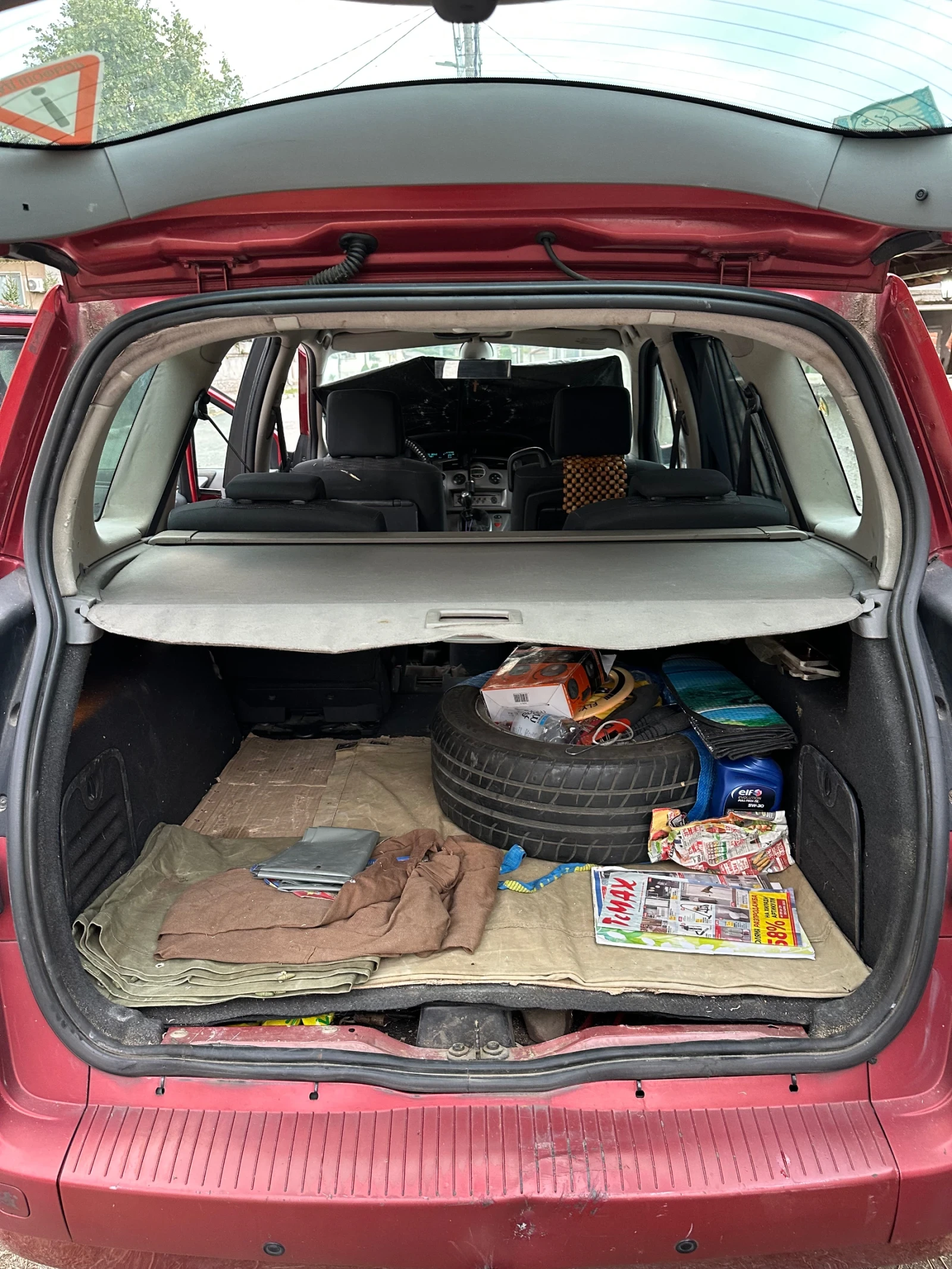 Renault Grand scenic, снимка 10 - Автомобили и джипове - 56045758