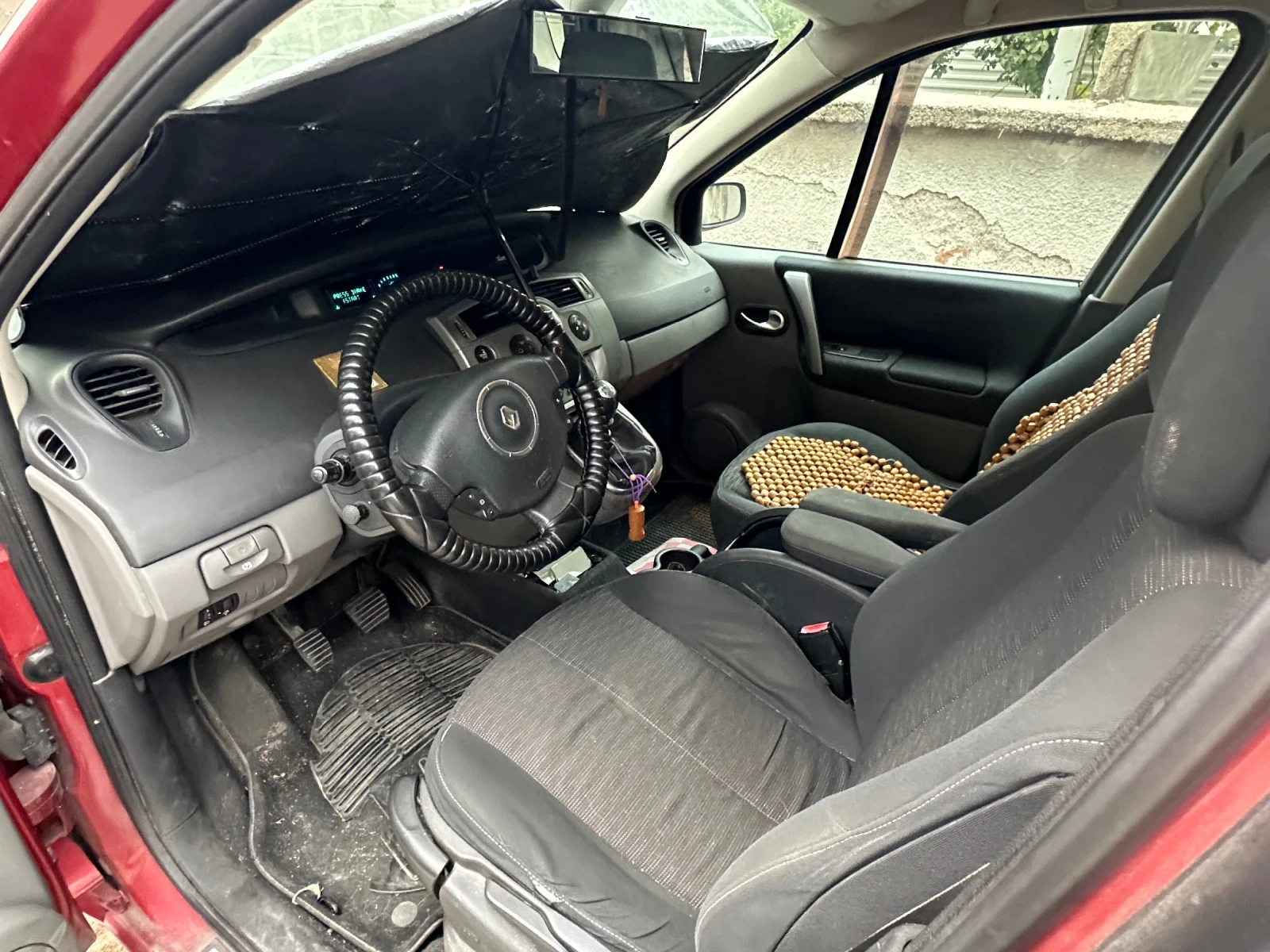 Renault Grand scenic, снимка 8 - Автомобили и джипове - 56045758
