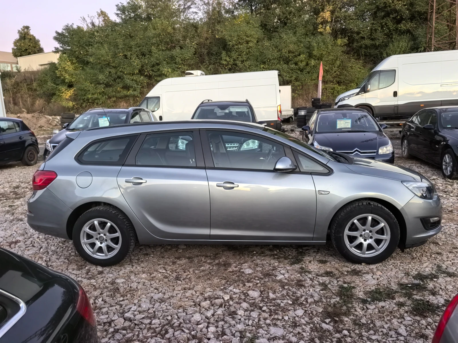 Opel Astra 1.4i ТОП СЪСТОЯНИЕ , снимка 4 - Автомобили и джипове - 56338216