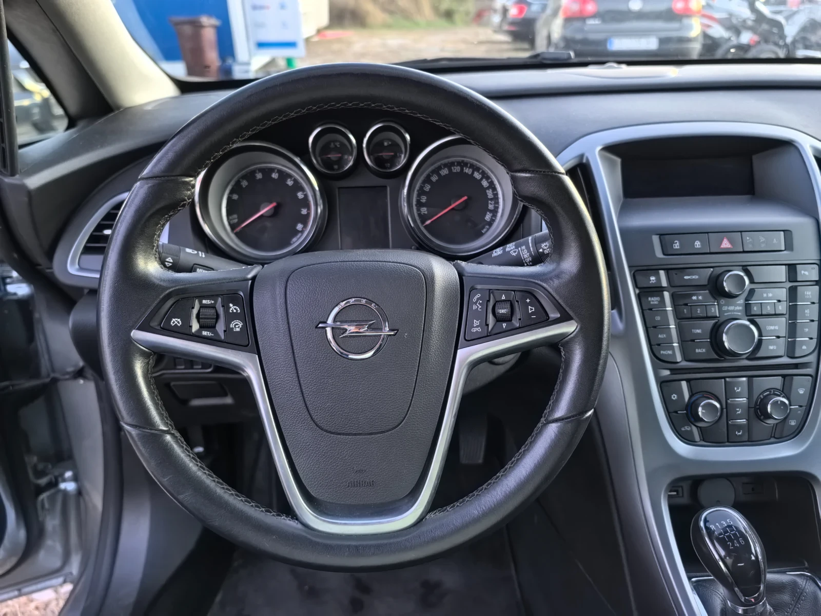 Opel Astra 1.4i ТОП СЪСТОЯНИЕ , снимка 12 - Автомобили и джипове - 56338216