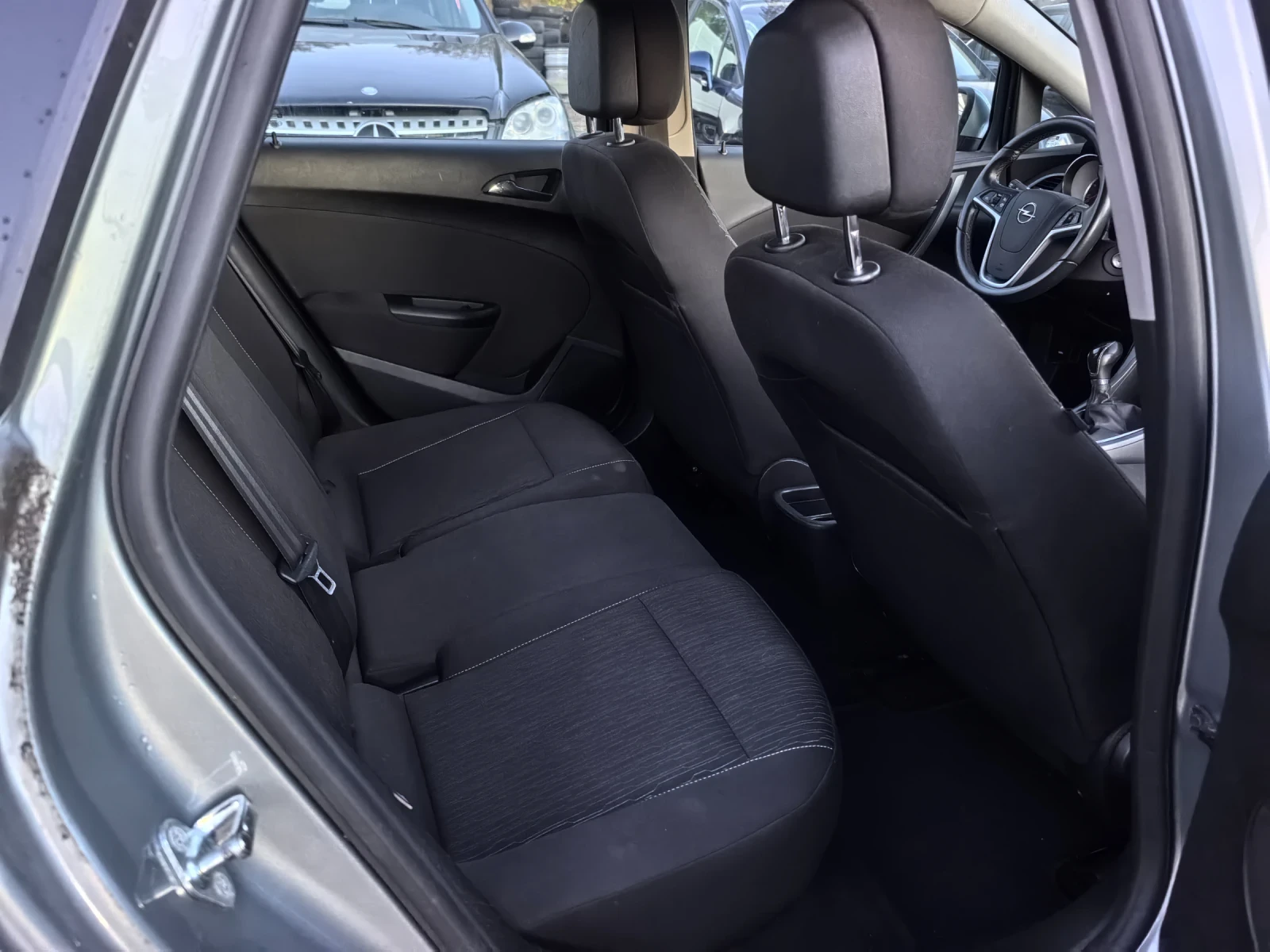 Opel Astra 1.4i ТОП СЪСТОЯНИЕ , снимка 9 - Автомобили и джипове - 56338216