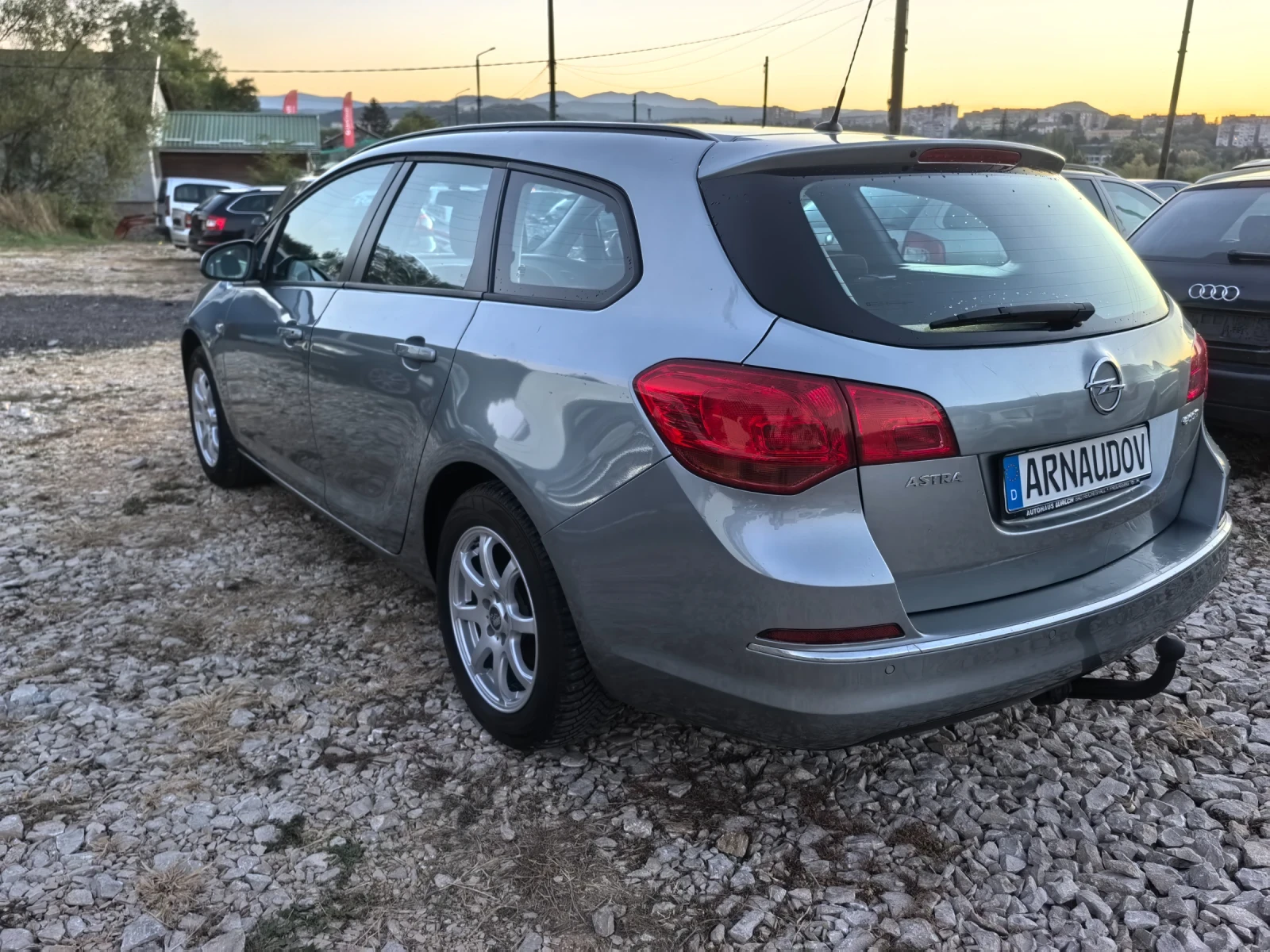Opel Astra 1.4i ТОП СЪСТОЯНИЕ , снимка 7 - Автомобили и джипове - 56338216