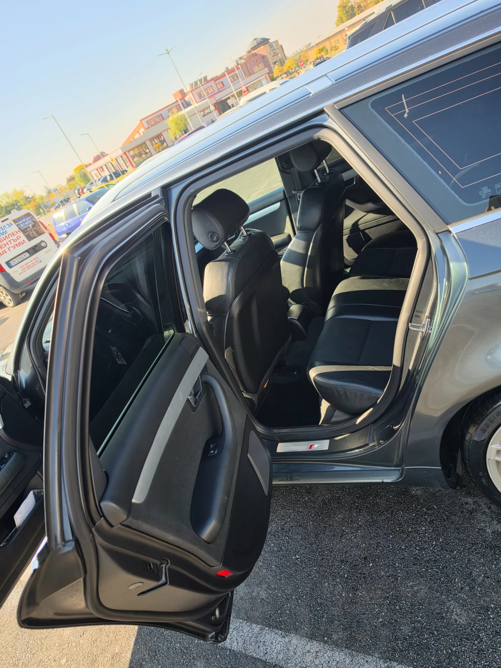 Audi A4 2.0 TDI S-line, снимка 8 - Автомобили и джипове - 56446962