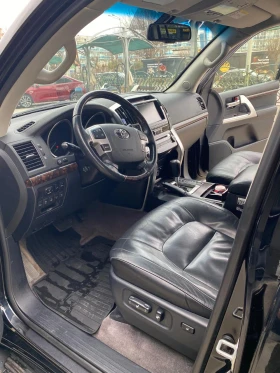 Toyota Land cruiser J200 Facelift 1 собственик, снимка 9