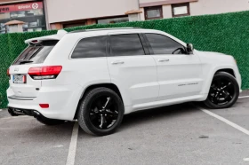Jeep Grand cherokee 5.7 HEMI SRT8 оптика ZF 8 скорости, снимка 12