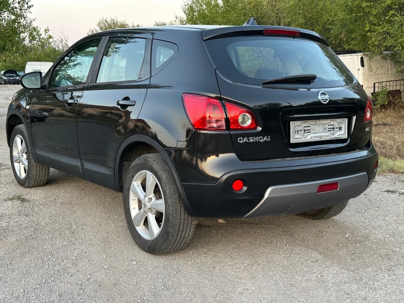 Nissan Qashqai 1.5DCI, снимка 2 - Автомобили и джипове - 51486474
