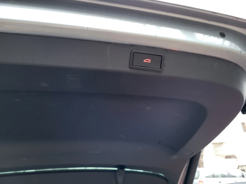 Skoda Karoq 1.6D, EURO 6D, FULL LED MATRX, снимка 14 - Автомобили и джипове - 52459294