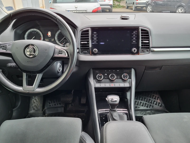 Skoda Karoq 1.6D, EURO 6D, FULL LED MATRX, снимка 10 - Автомобили и джипове - 52459294