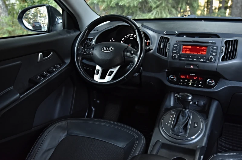 Kia Sportage KIA Sportage crdi awd, снимка 8 - Автомобили и джипове - 52711939