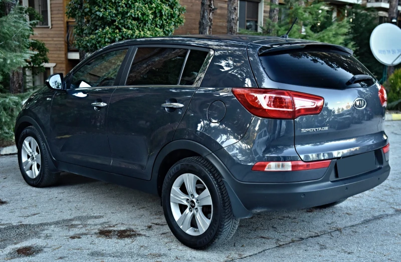 Kia Sportage KIA Sportage crdi awd, снимка 6 - Автомобили и джипове - 52711939