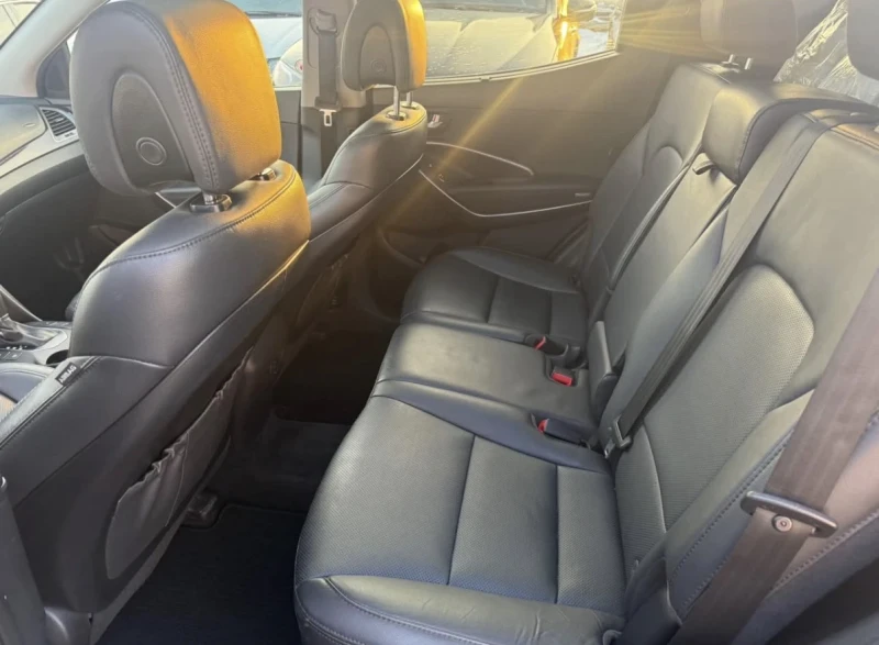 Hyundai Santa fe Sport * * AWD * * Камера * * Подгреви * * Панорама, снимка 12 - Автомобили и джипове - 53331306