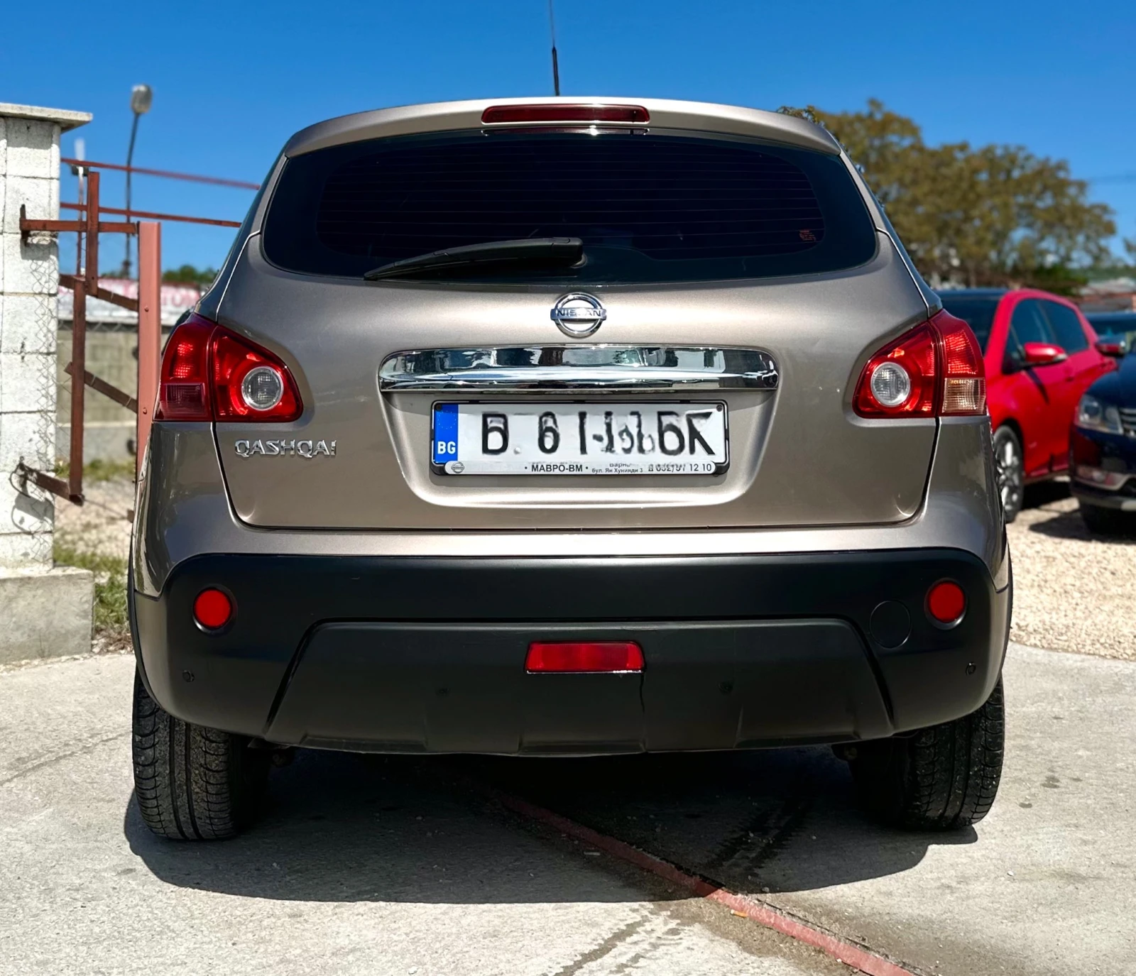 Nissan Qashqai 2.0i 141HP AUTOMATIC 4WD - изображение 7