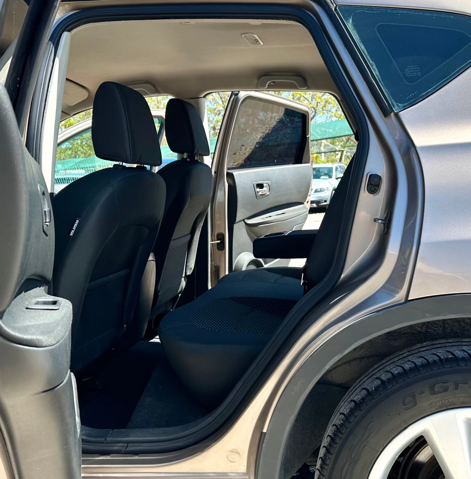 Nissan Qashqai 2.0i 141HP AUTOMATIC 4WD | Mobile.bg   12