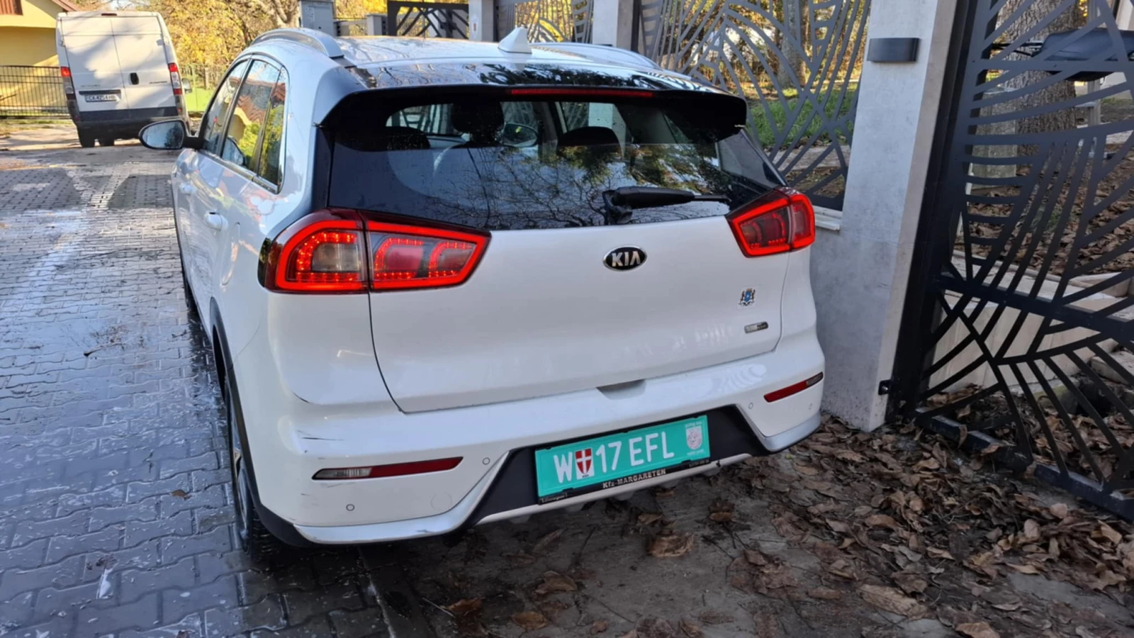 Kia Niro 1.6 GDI HYBRID - изображение 4