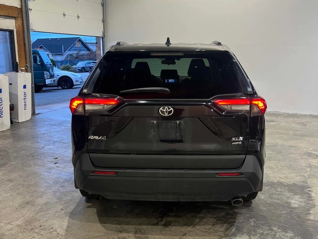 Toyota Rav4 * XLE * CARFAX * БЕЗ ПЪРВОНАЧАЛНА ВНОСКА - изображение 4