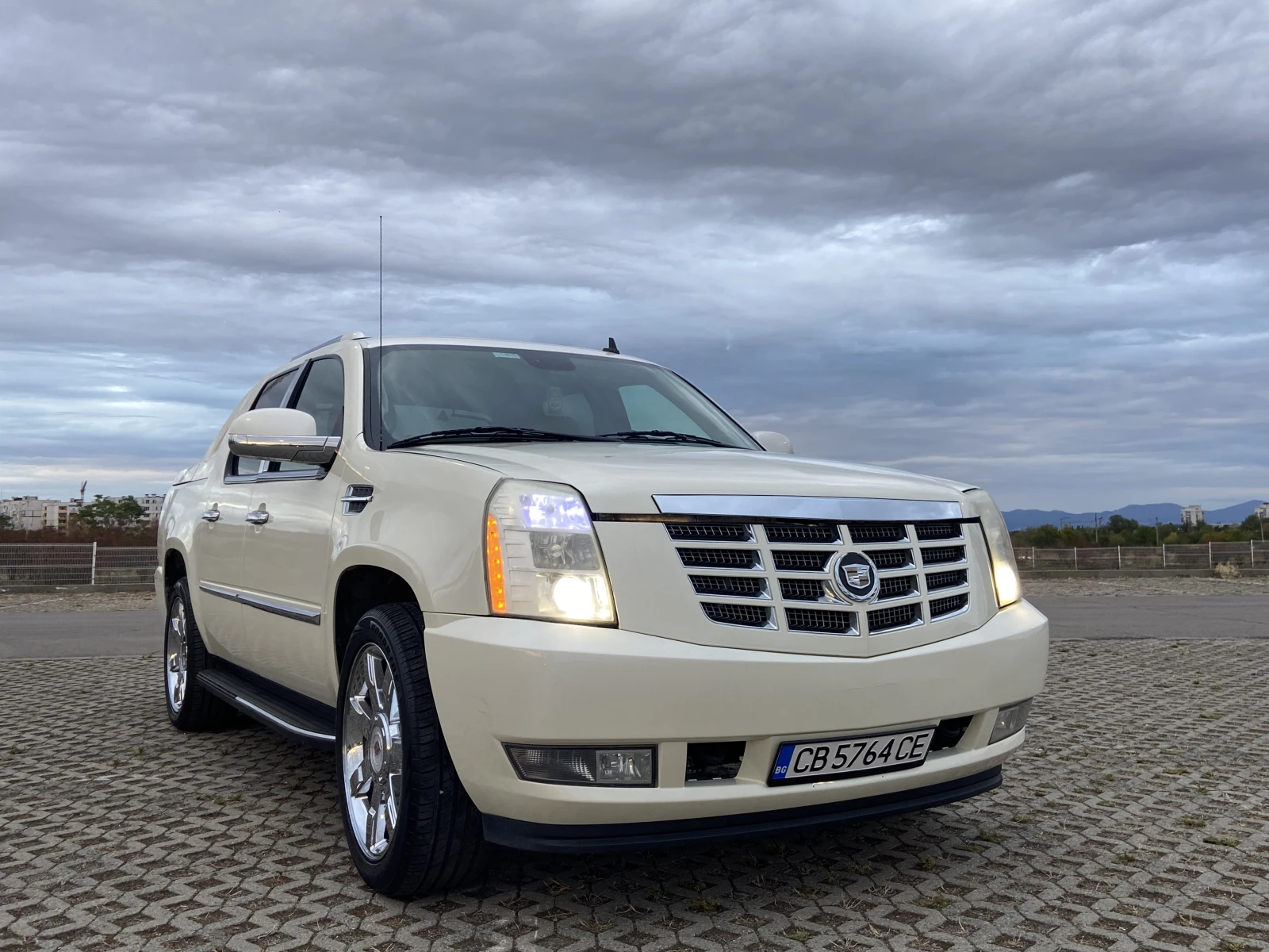 Cadillac Escalade 6.2 4X4 LPG/����� | Mobile.bg � ����������� 1