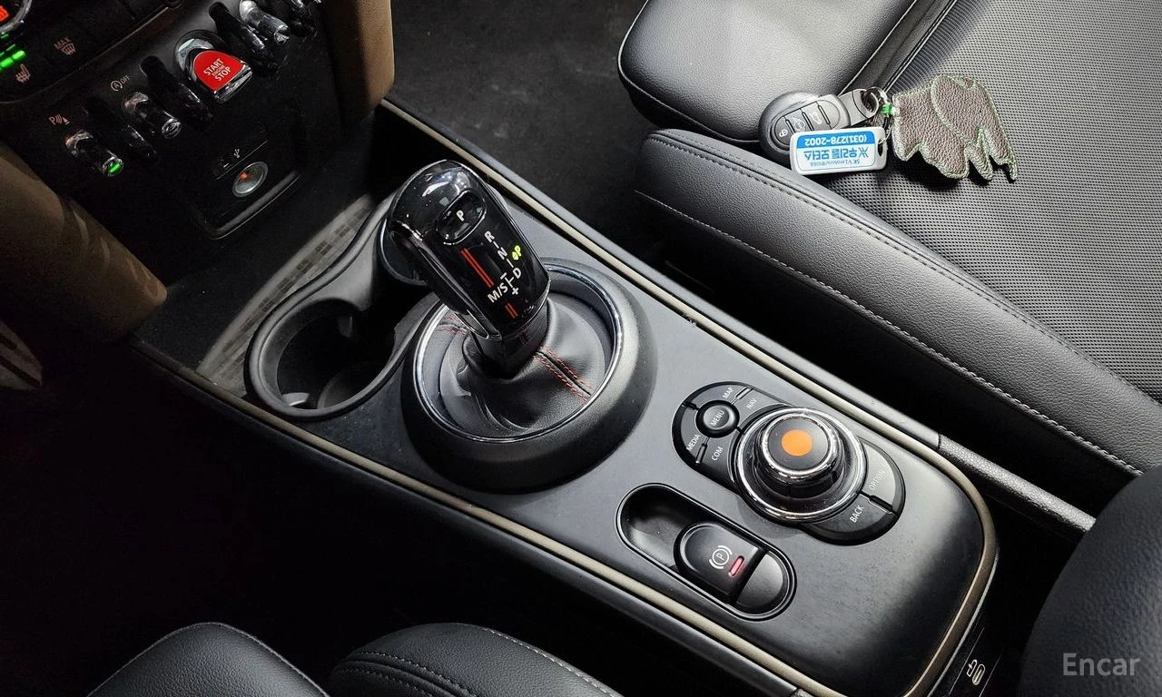 Mini Countryman S* ALL4* ПОДГРЕВ* КАМЕРА* ХЕДЪП* КЕЙЛЕС* , снимка 10 - Автомобили и джипове - 54580386