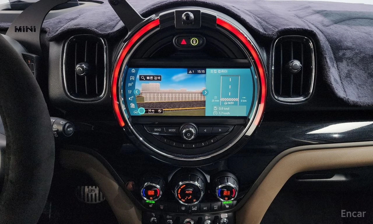 Mini Countryman S* ALL4* ПОДГРЕВ* КАМЕРА* ХЕДЪП* КЕЙЛЕС* , снимка 8 - Автомобили и джипове - 54580386