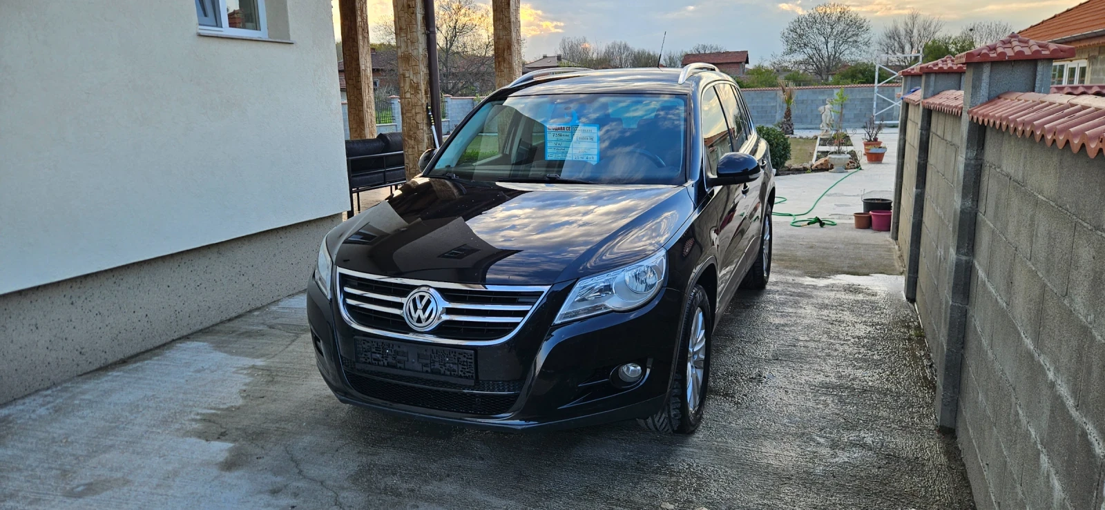VW Tiguan, снимка 6 - Автомобили и джипове - 54941151
