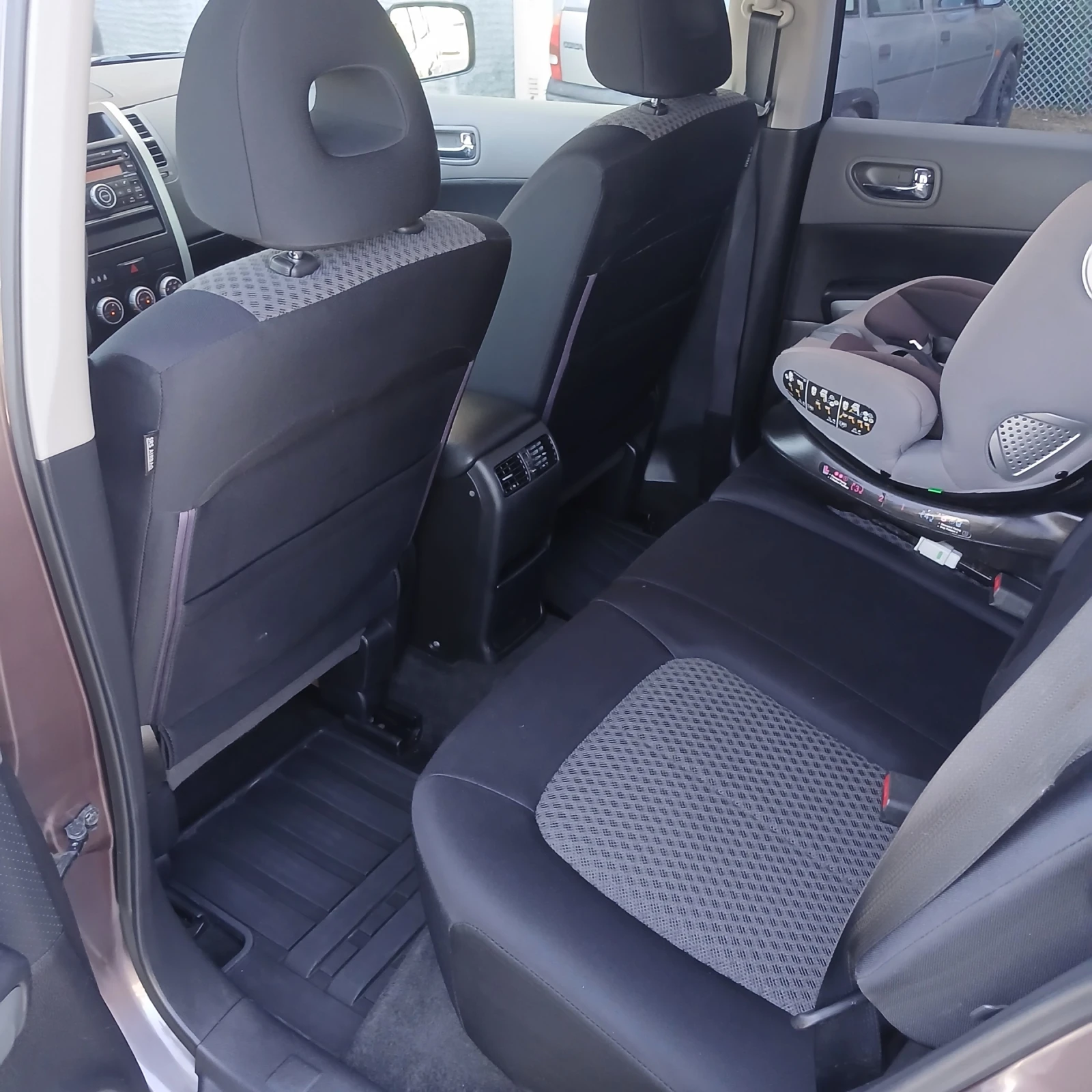 Nissan X-trail 6 СКОРОСТИ 4х4 , снимка 14 - Автомобили и джипове - 55556923